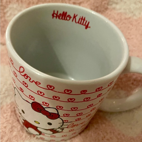 HELLO KITTY Valentine Love Script Sanrio 🩷❤️ Ceramic Coffee Mug NEW 20oz - Picture 4 of 7